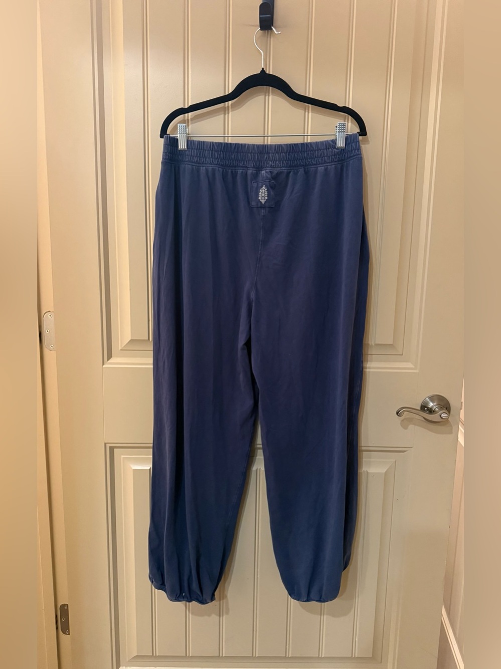 FP Movement Hot Shot Jogger Size Large Navy (PANT ONLY)